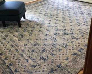 Room size machine made rug