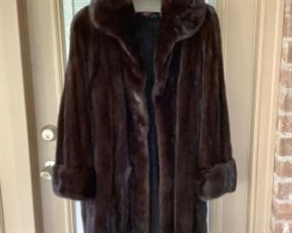 Mink fur coat. Nina Ricci, Paris brand