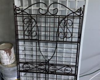 Display wire shelves. Perfect for resellers!