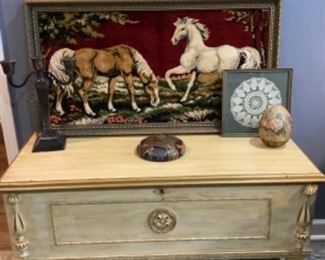 Blanket chest, excellent condition!
