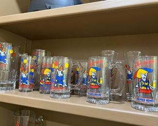 VINTAGE SPUDS MACKENZIE  BUDLIGHT GLASSES AND MUGS