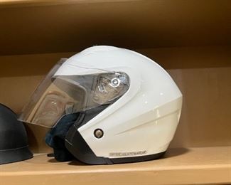 MOTORCYCLE HELMETS, HARLEY DAVIDSON MAINTENANCE MANUALS, AND ACCESSORIES 