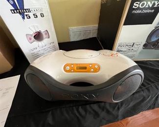 SONY BOOM BOX WITH CD PLAYER