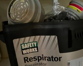 RESPIRATOR