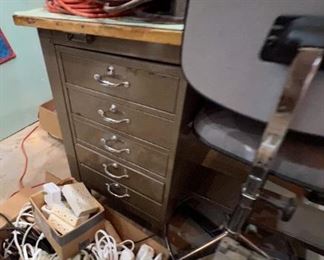 EXTENSION CORDS, METAL WORK DESK AND CHAIR