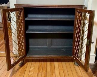 Regency Rosewood Credenza – early 19th Century England 
