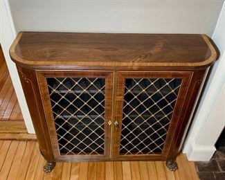 Regency Rosewood Credenza – early 19th Century England 
