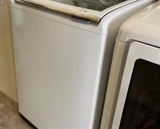 Samsung 5.2 cu. ft. activewash Top Load Washer Washing Machine WA52M7750AW/A4	46 x 27 x 29in	HxWxD
