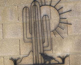 Saguaro/Quail/Sun Wrought Iron Yard Art	35 x 22in	
