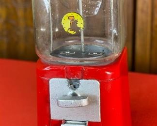 Vintage Oak Acorn 1 Cent Gumball Machine Penny Coin op Gum Ball	14.x6.25x7.5in	HxWxD
