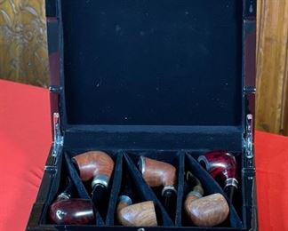 6pc Tobacco Pipe Lot with Burl Wood Case	Case: 2.75x10.75x9.5in	
