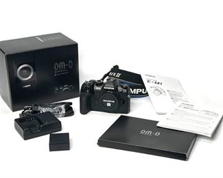 Olympus OM-D E-M1 Mark II Mirrorless Camera Body IM002 Digital Camera DSLR	Box: 4.5x8x6.5in	HxWxD
