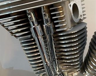 2005 Harley Davidson Road Glide FLTRI Twin Cam 88 Engine	21x20x15in approx	HxWxD
