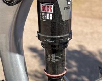 Motobecane Fantom DS 29er Full Suspension Mountain Bike 29 Center of Crank to Seat post top: 20.5in