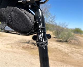 Motobecane Fantom DS 29er Full Suspension Mountain Bike 29 Center of Crank to Seat post top: 20.5in