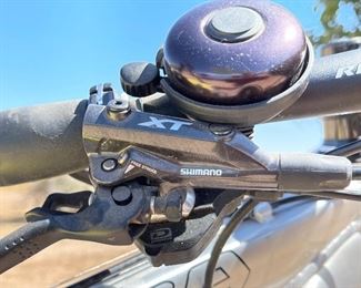 Motobecane Fantom DS 29er Full Suspension Mountain Bike 29 Center of Crank to Seat post top: 20.5in