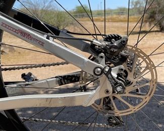 Motobecane Fantom DS 29er Full Suspension Mountain Bike 29 Center of Crank to Seat post top: 20.5in