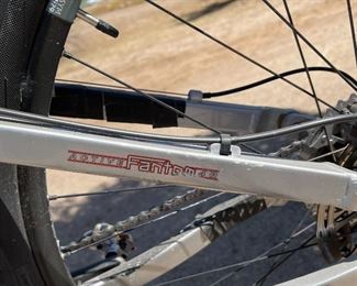 Motobecane Fantom DS 29er Full Suspension Mountain Bike 29 Center of Crank to Seat post top: 20.5in