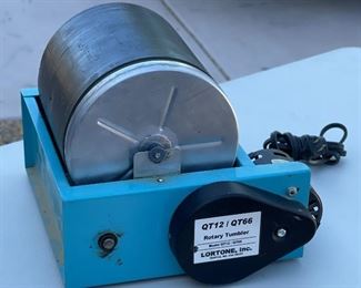 Lortone QT12/QT66 Rotary Rock Tumbler 10x12x13.5in HxWxD