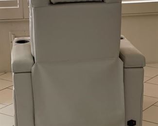 #1 Abbyson Calton Leather Power Recliner with Power Headrest IVORY 54 x 35 x 33in HxWxD