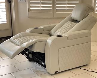 #1 Abbyson Calton Leather Power Recliner with Power Headrest IVORY 54 x 35 x 33in HxWxD