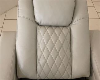 #1 Abbyson Calton Leather Power Recliner with Power Headrest IVORY 54 x 35 x 33in HxWxD