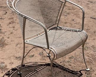 4pc Vintage Iron Mesh Patio Barrel Chairs 32 x 25 x 28in HxWxD