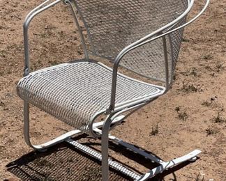 1pc Vintage Iron Mesh Patio Chairs 35 27 x 27in HxWxD