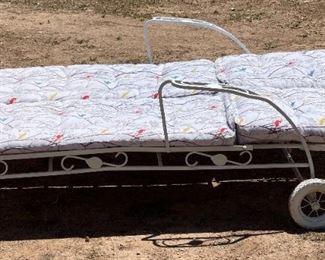 Vintage Iron Patio Double Chaise Lounger Lounge Chair 23 x 55 x 72in HxWxD