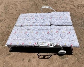 Vintage Iron Patio Double Chaise Lounger Lounge Chair 23 x 55 x 72in HxWxD