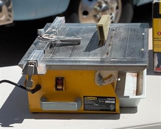 Workforce THD550 Tile Saw 10.5x15.5x19in HxWxD