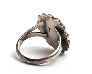 Vintage Silver & Turquoise Ring Native American Size: 6 Centerstone: 14x11mm