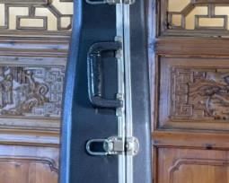Takamine EG-330C Acoustic Electric Guitar In Hard Case Case: 6.5x19.5x44.5in HxWxD