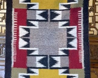Vintage Navajo Rug Native American 34x22.75in HxWxD