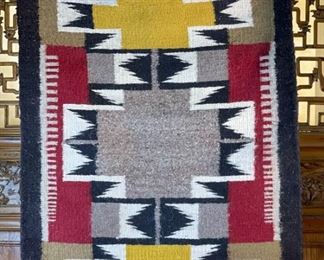 Vintage Navajo Rug Native American 34x22.75in HxWxD