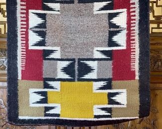 Vintage Navajo Rug Native American 34x22.75in HxWxD