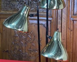 Vintage 3 Head Cone Shade Gold Lamp 27x19x19in HxWxD