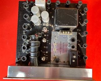 Marantz 10b Vintage Tube Fm Stereo Tuner with Wood Case 10-B Tuner: 5.75x15.5x15.5in 29lbs 6oz Case: 6.75z18x15.25in 7lbs 10oz HxWxD