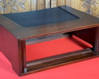 Marantz 10b Vintage Tube Fm Stereo Tuner with Wood Case 10-B Tuner: 5.75x15.5x15.5in 29lbs 6oz Case: 6.75z18x15.25in 7lbs 10oz HxWxD