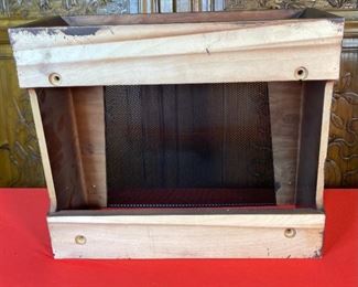 Marantz 10b Vintage Tube Fm Stereo Tuner with Wood Case 10-B Tuner: 5.75x15.5x15.5in 29lbs 6oz Case: 6.75z18x15.25in 7lbs 10oz HxWxD