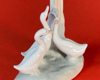 Lladro NAO Group of Three Ducks / Geese Porcelain Figurine 5x5x2.5in HxWxD