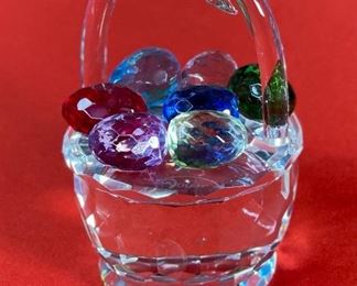 Sorelle Crystal Easter Egg basket 5.5x3x3in HxWxD