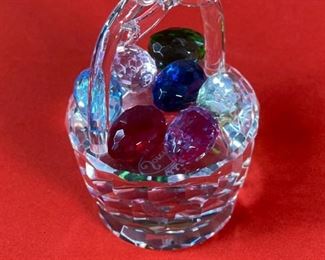 Sorelle Crystal Easter Egg basket 5.5x3x3in HxWxD