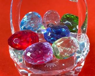 Sorelle Crystal Easter Egg basket 5.5x3x3in HxWxD