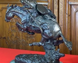 Frederic Remington Cheyenne Bronze Sculpture Statue Vintage 21.5x22x10in HxWxD