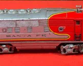 2pc Lionel Santa Fe 2333-20 Diesel Locomotive Train & 2333-20 Dummy F3 Train Postwar 4x2.5x13.5in HxWxD