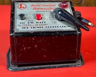 Lionel Multi-Control Trainmaster Transformer Type RW 110 Watt. 4.5x6.75x5.75 HxWxD