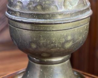 Antique Brass Spittoon 11.5in H x 8in diameter at top rim