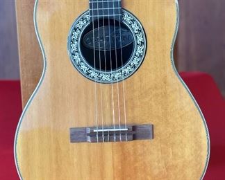 1975 Vintage Ovation Balladeer Model 1122-4 Nylon String Classical Guitar Case: 8x17x43in