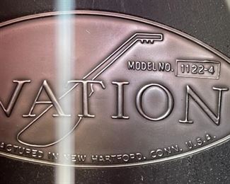 1975 Vintage Ovation Balladeer Model 1122-4 Nylon String Classical Guitar Case: 8x17x43in